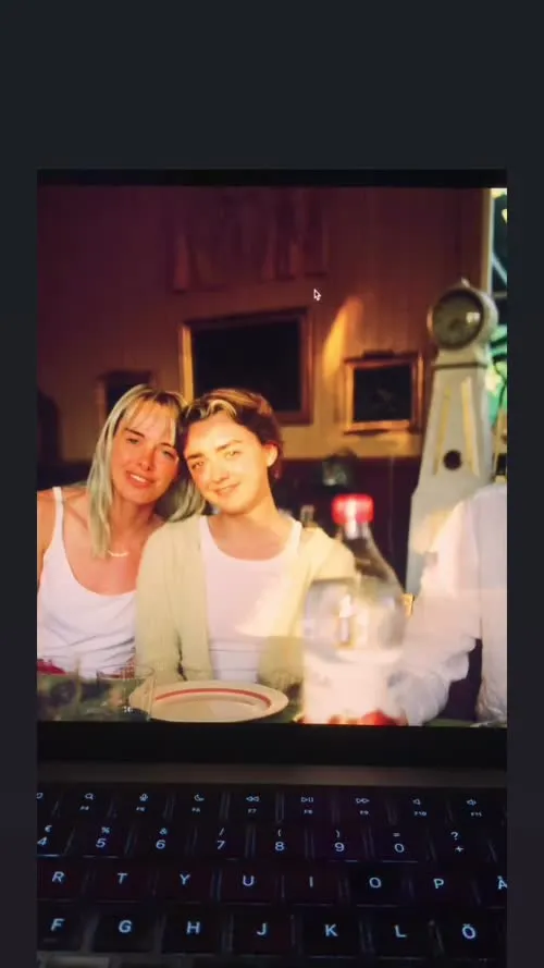 Maisie Williams - Video