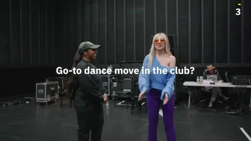 Ava Max - 69 questions with Ava Max | Grindr