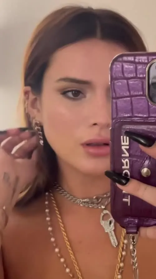 Bella Thorne - Video #415616