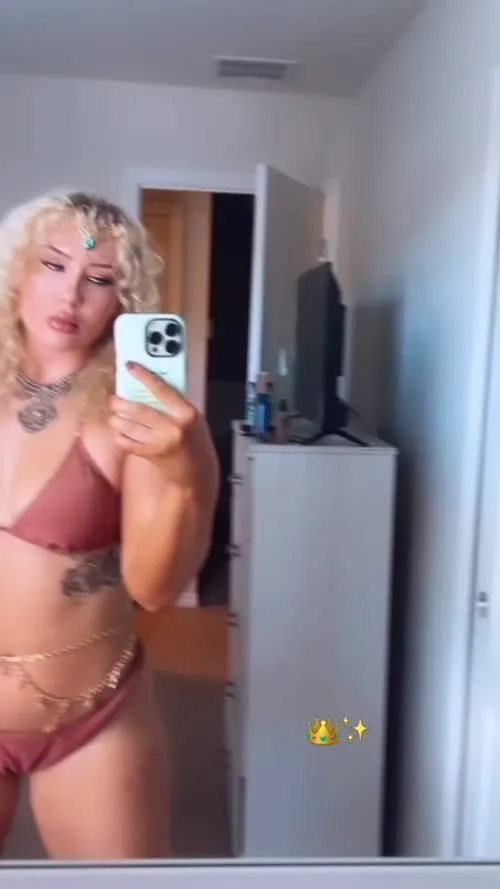 WWE Nikkita Lyons - Video