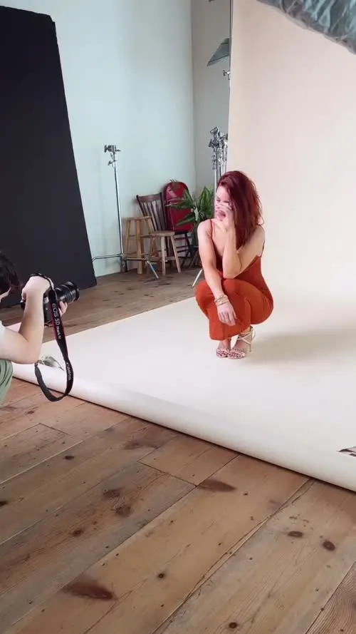 Courtney Hope - Video #120423