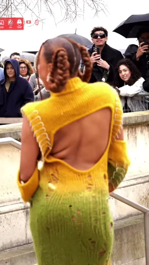 Paola Locatelli - Video #131679