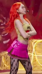 Kim Chaewon 김채원 [Le Sserafim] - Video #316360