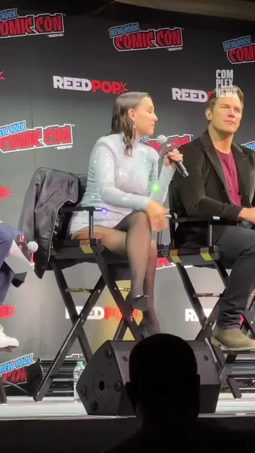 Millie Bobby Brown - Video #380331