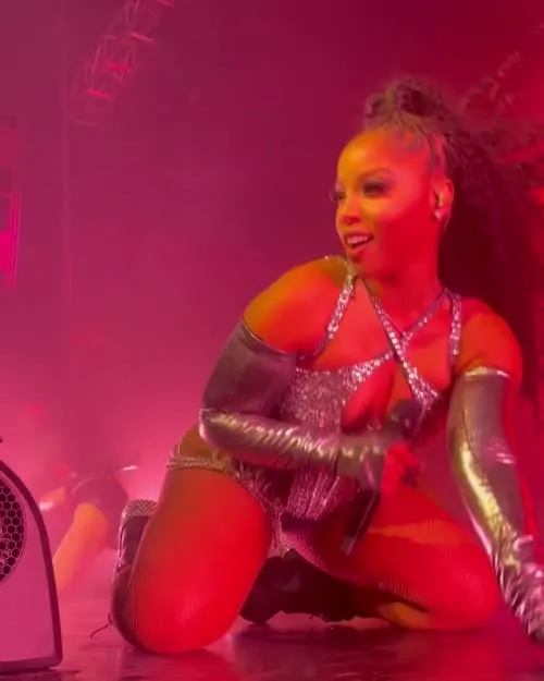 Chloe Bailey - Video