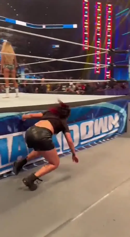 WWE Bayley / Davina Rose / Pamela Rose Martinez - Video #319764
