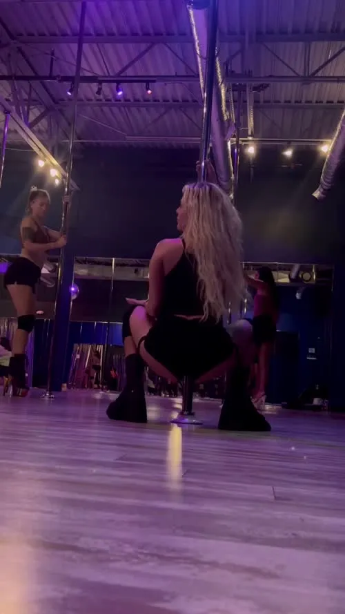 Anne Winters - Video #141017