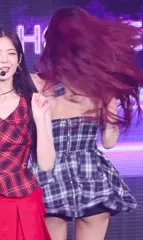 Yuna - ITZY (유나, Shin Yu Na) - Video #315299
