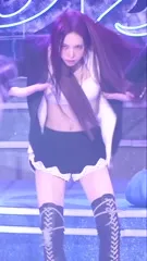 Narin (Na Rin) (MEOVV) - Video
