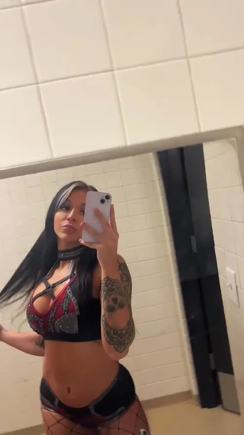 Cora Jade | elaynablack - Video
