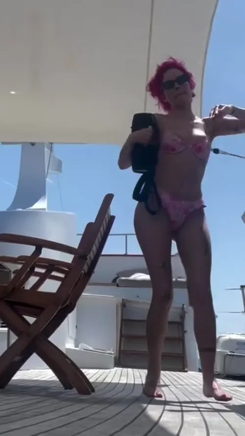Halsey - Video #251332