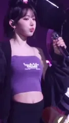 Sakura Miyawaki 宮脇 咲良 | LESSERAFIM - Video