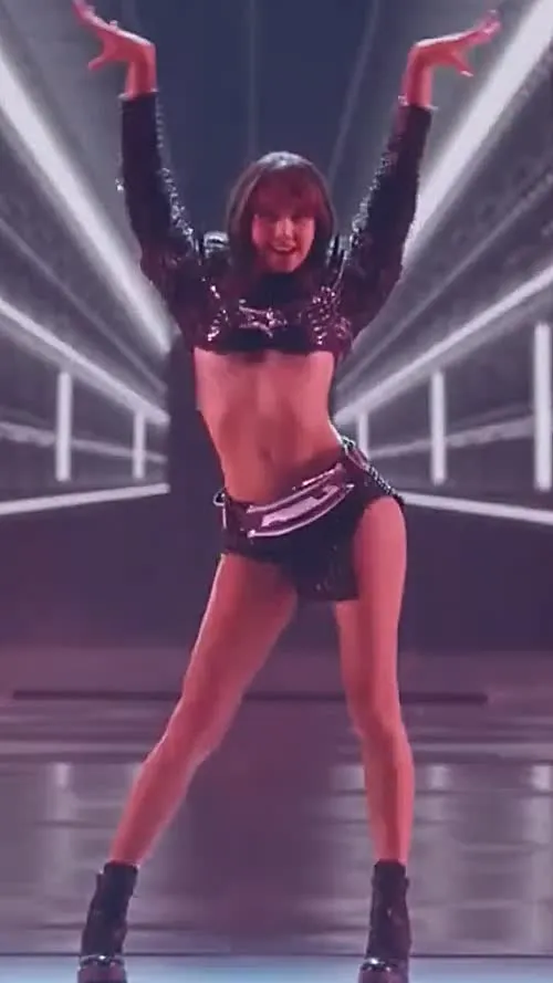 Lisa | BLΛƆKPIИK (Blackpink) - Video