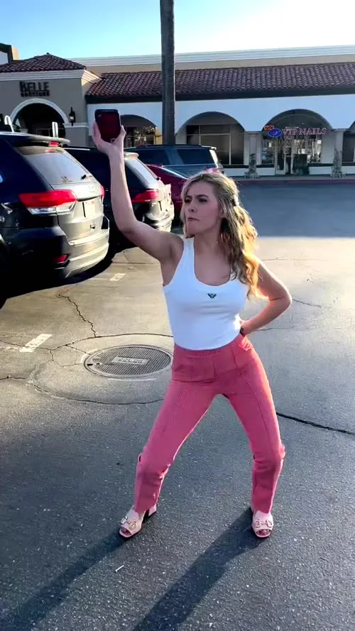 Madisyn Shipman - Video