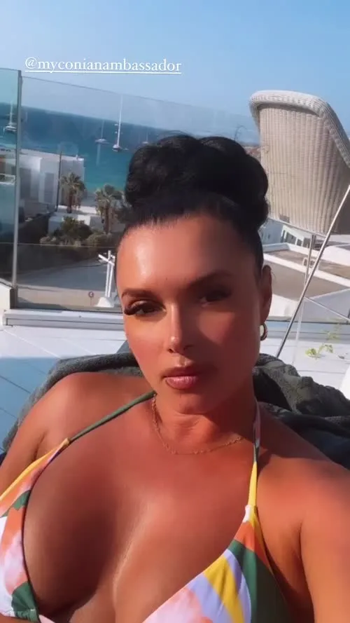 Joy Taylor - Video #291873