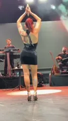 Melek Mosso - Video
