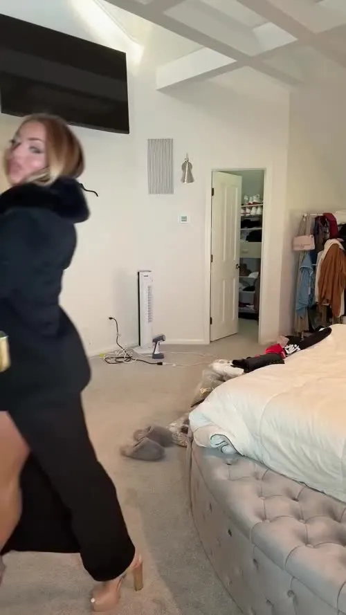 Mandy Sacs | Mandy Rose - Video