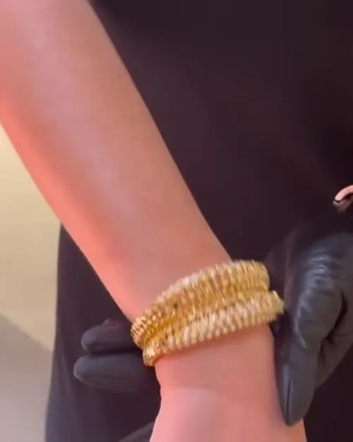 Bella Thorne - Video