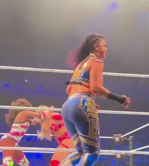 WWE Bayley / Davina Rose / Pamela Rose Martinez - Video