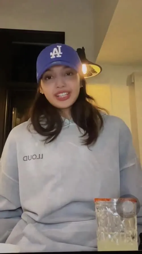 Lisa | BLΛƆKPIИK (Blackpink) - Video