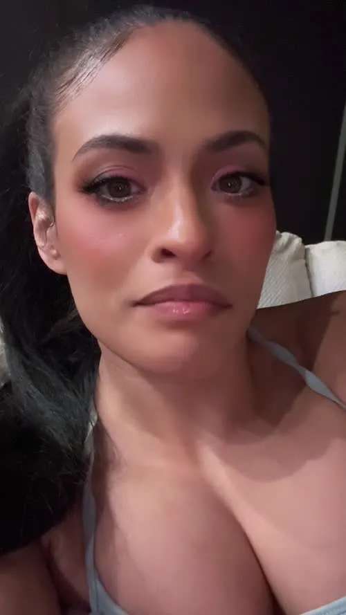 Zelina Vega // Thea Trinidad - Video