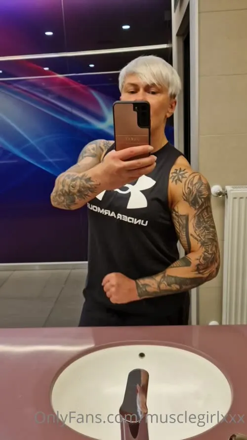 crazyxbody / musclegirlxxx - Video #135588