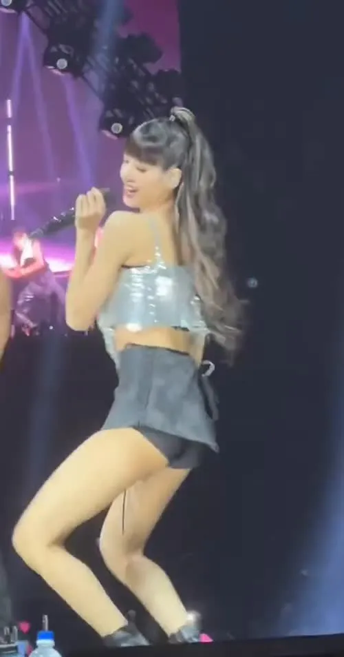 Lisa | BLΛƆKPIИK (Blackpink) - Video