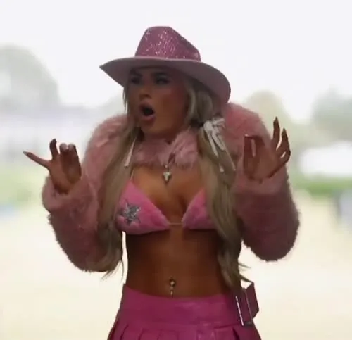 Tiffany Stratton - Video #242779