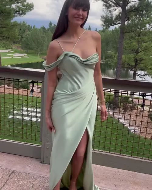 Nina Dobrev - Video #219112