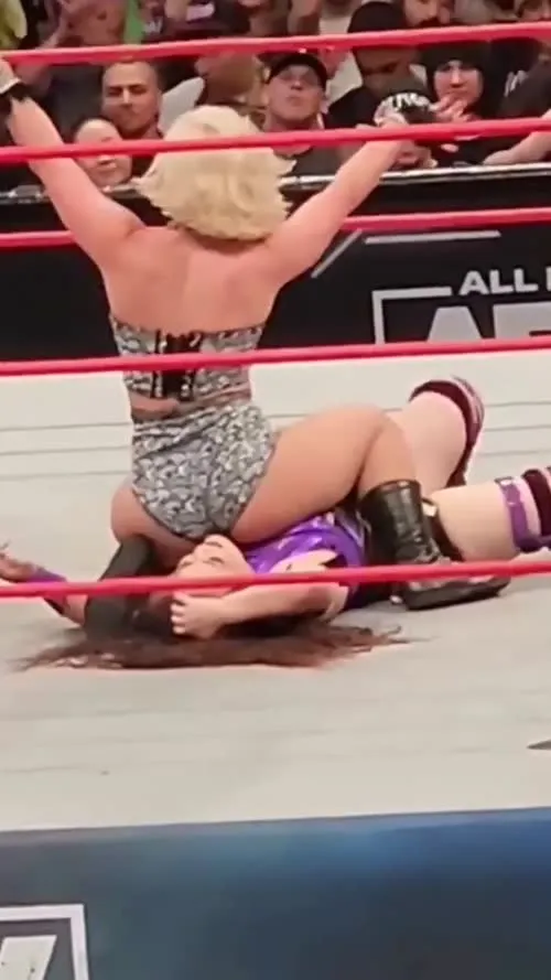 Toni Storm - Video #358621