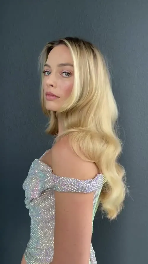 Margot Robbie - Video