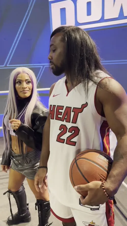 Zelina Vega // Thea Trinidad - Video #320640