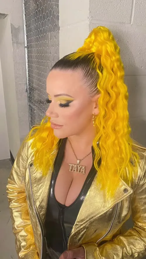 Taya Valkyrie - Video