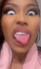 Nicki Minaj - E