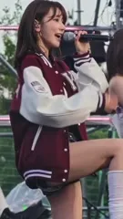 Sakura Miyawaki 宮脇 咲良 | LESSERAFIM - Video