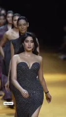 Janhvi Kapoor - Video