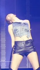 An Yujin 안유진 | YUJIN - 8