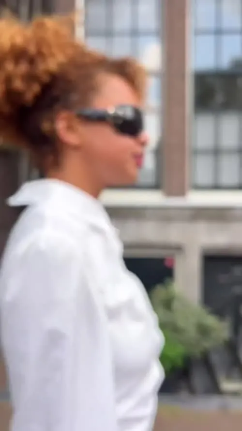 Paola Locatelli - Video #170660