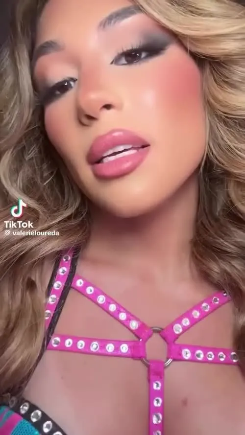 Valerie Loureda | Lola Vice - Video #312544