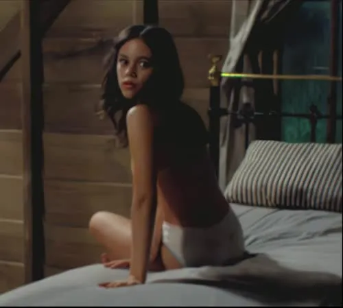 Jenna Ortega - Video