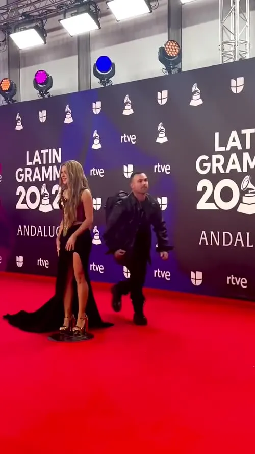 Shakira - Video