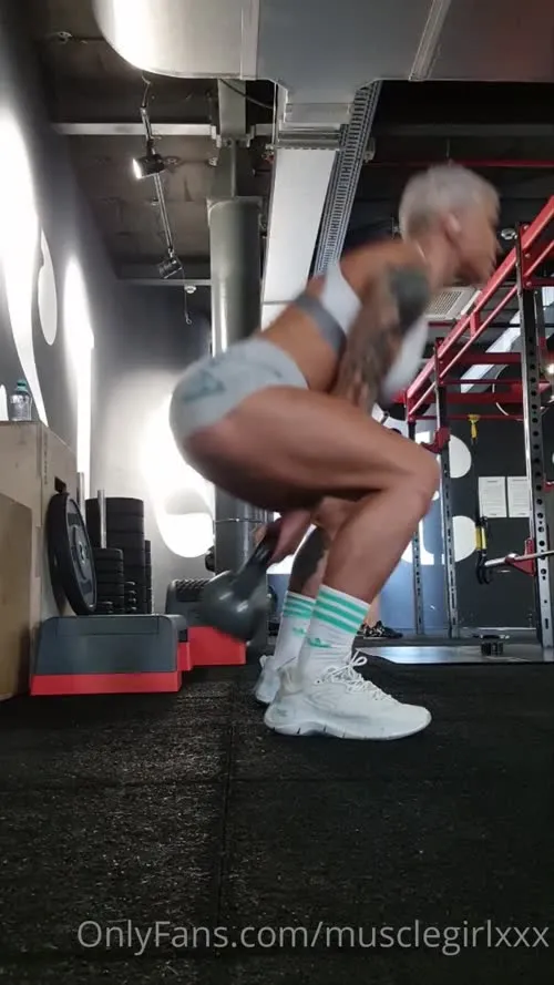 crazyxbody / musclegirlxxx - Video #135589