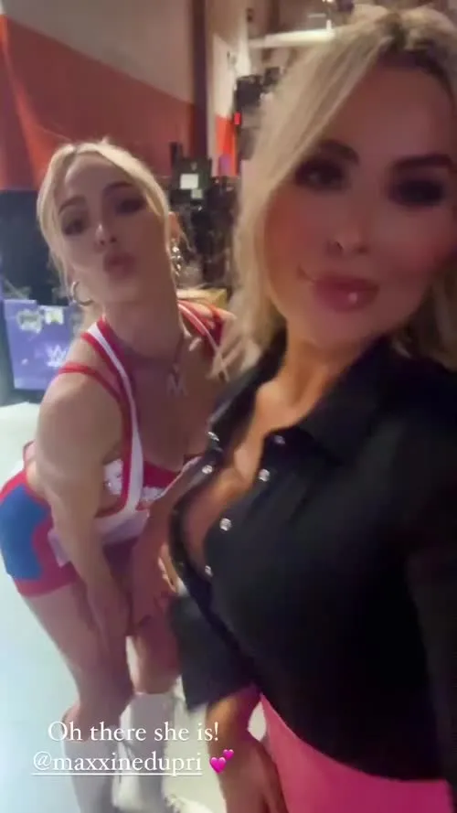 WWE Natalya Neidhart , The Boat - Video