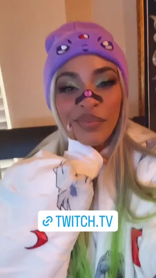 Zelina Vega // Thea Trinidad - Video