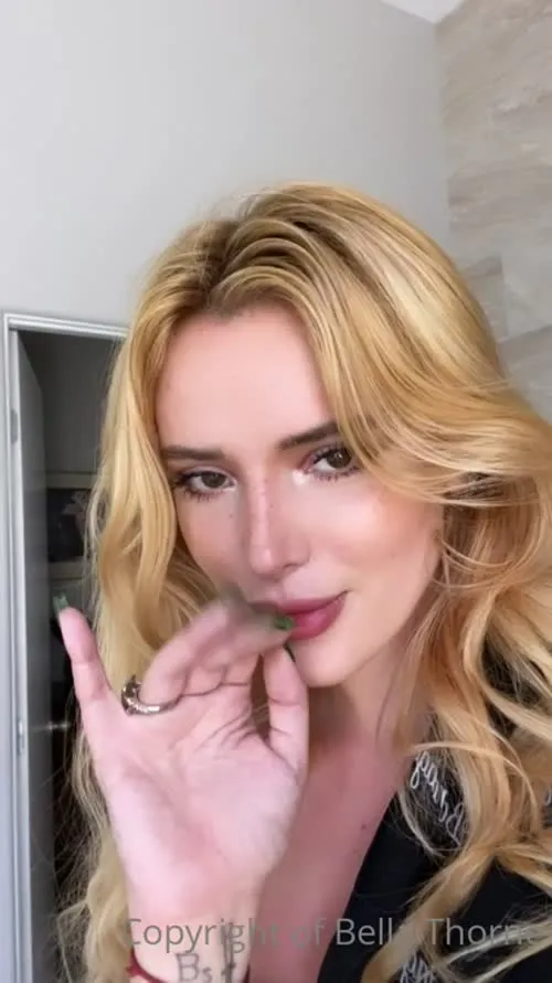 Bella Thorne - Video #135358