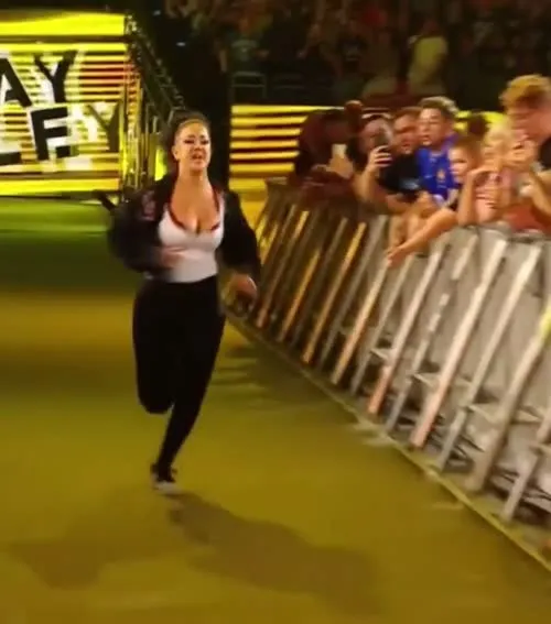 WWE Bayley / Davina Rose / Pamela Rose Martinez - Video #384942