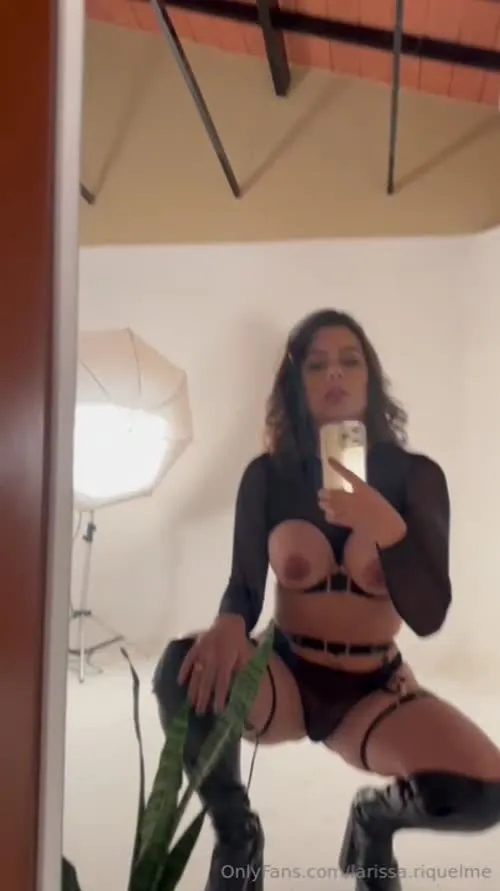 Larissa Riquelme - Video #167198