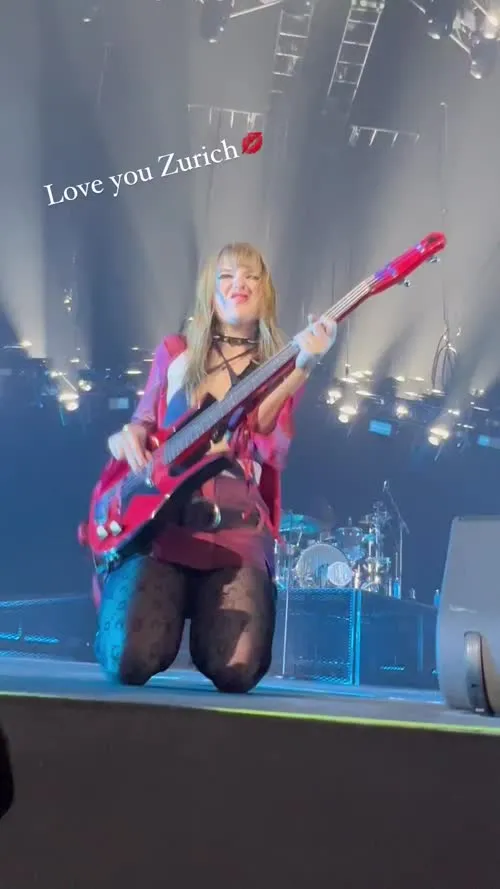 Victoria De Angelis (Maneskin bassist) - Video