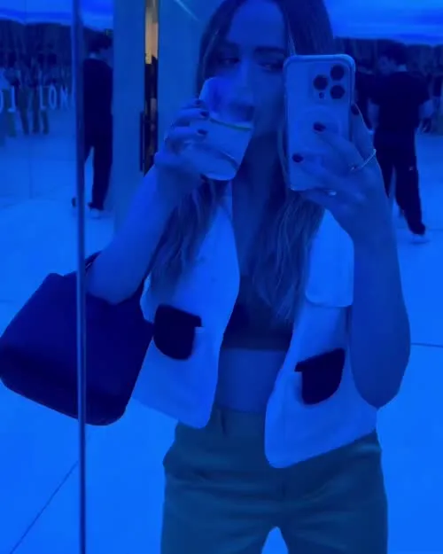 Joey King - Video