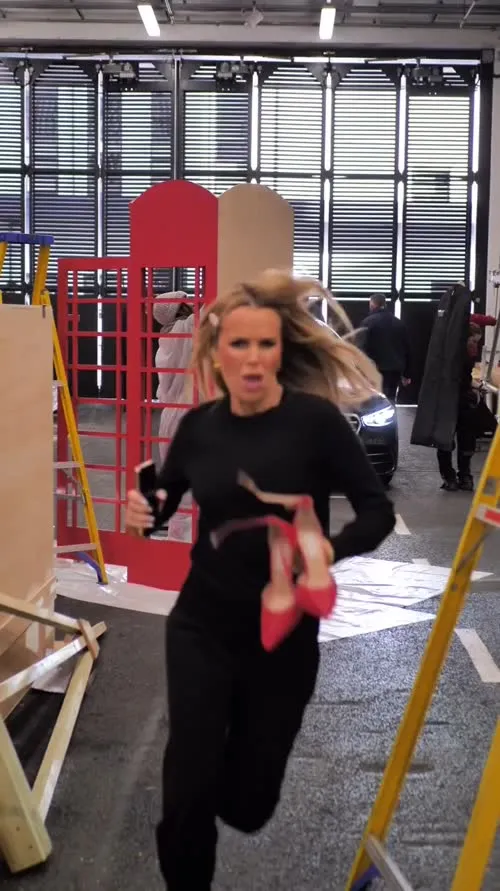 Amanda Holden - Video